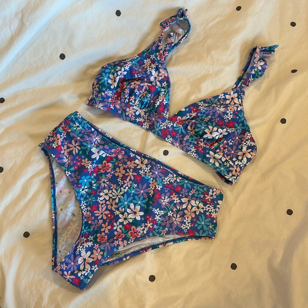 Cup She Bathing Suit